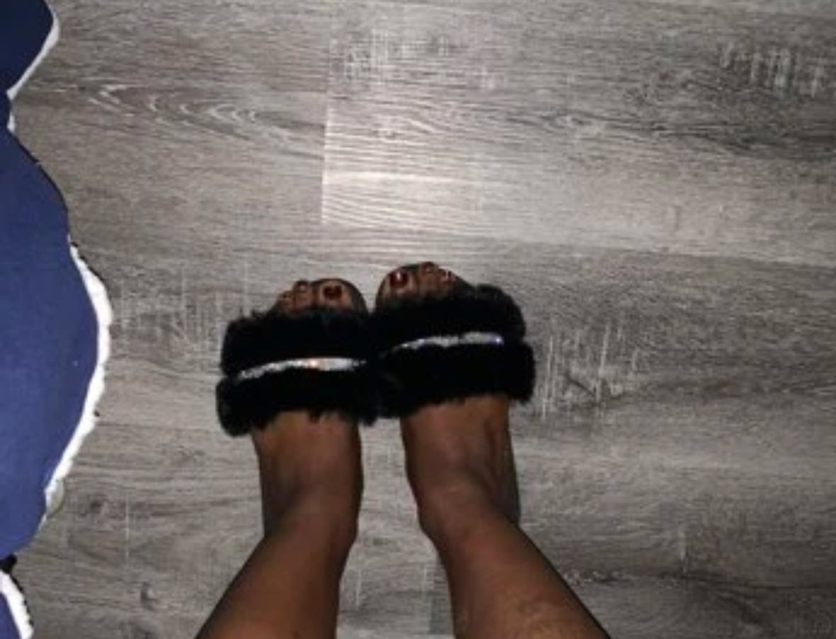 Rhinestone Decor fuzzy slippers
